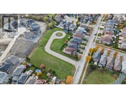 22 IZZY COURT, Vaughan, Ontario