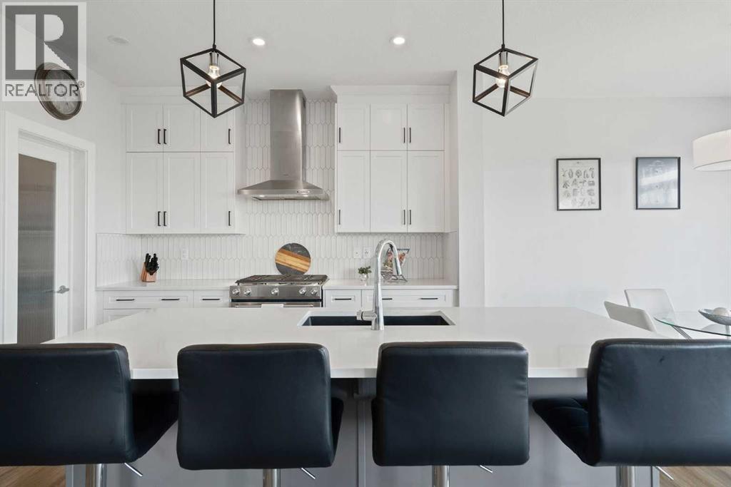 139 Creekstone Way SW, Calgary, Alberta