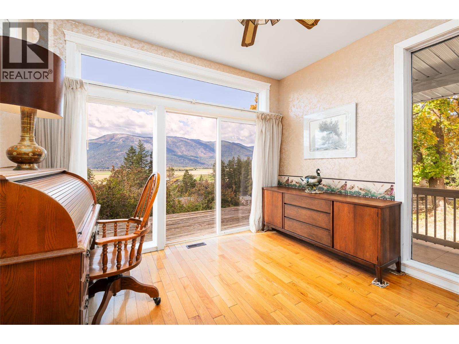 5662 3a Highway, Wynndel, British Columbia  V0B 2N2 - Photo 5 - 10373736