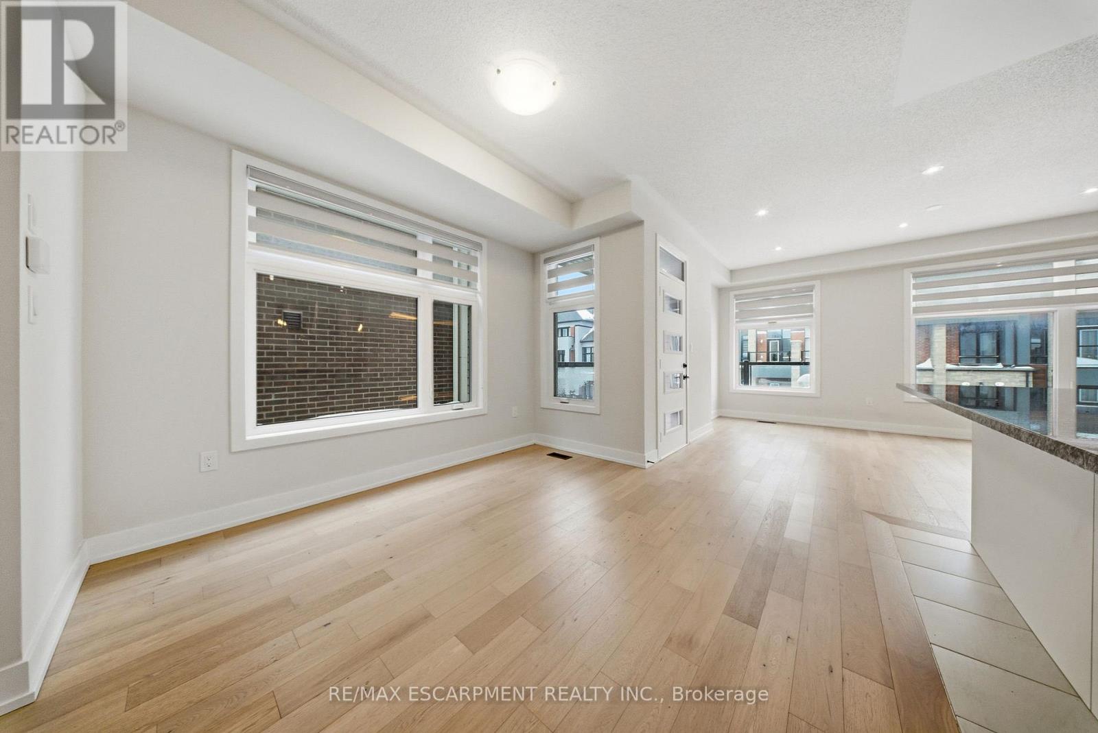 1299 Anthonia Trail, Oakville, Ontario  L6H 7X7 - Photo 21 - W12726398