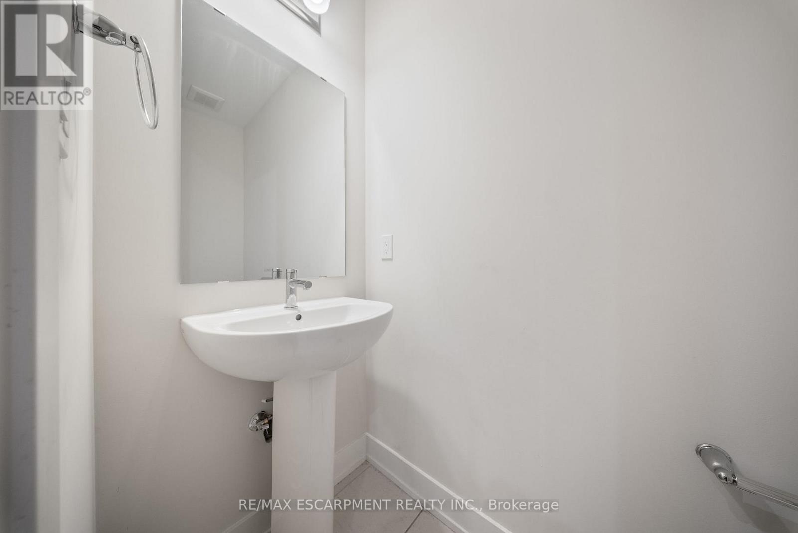 1299 Anthonia Trail, Oakville, Ontario  L6H 7X7 - Photo 31 - W12726398