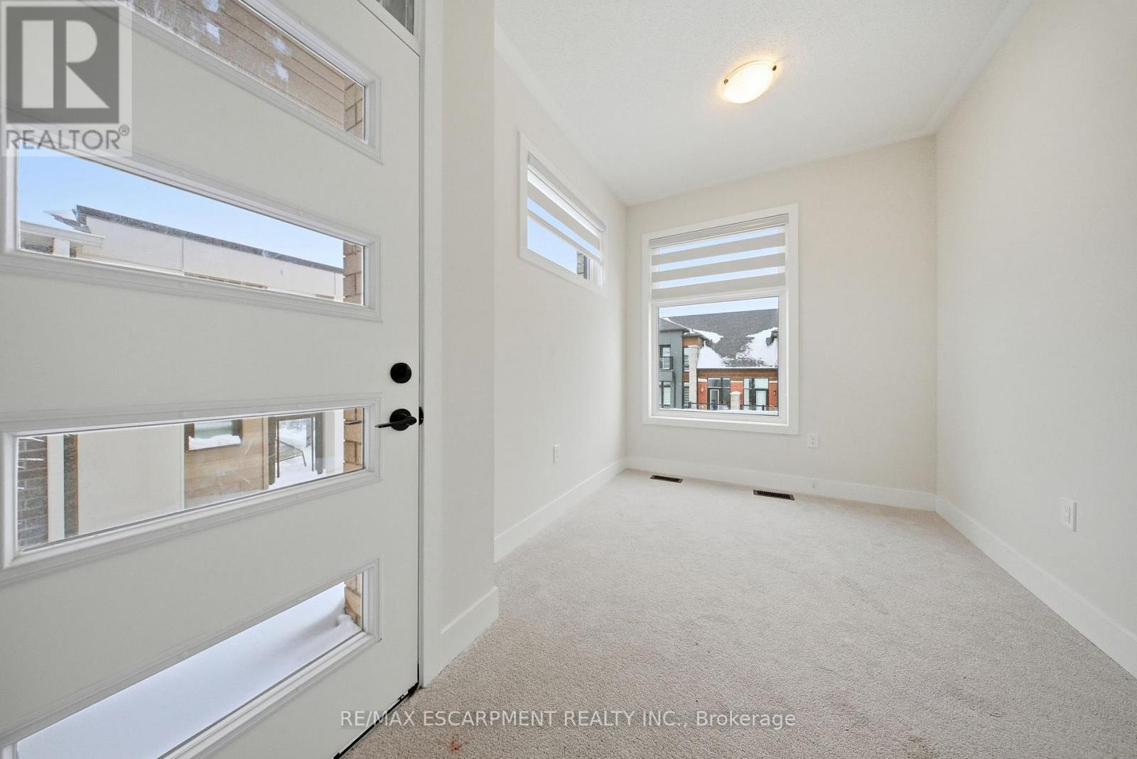 1299 Anthonia Trail, Oakville, Ontario  L6H 7X7 - Photo 37 - W12726398