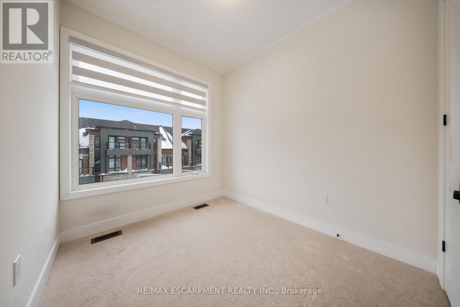 1299 Anthonia Trail, Oakville, Ontario  L6H 7X7 - Photo 40 - W12726398