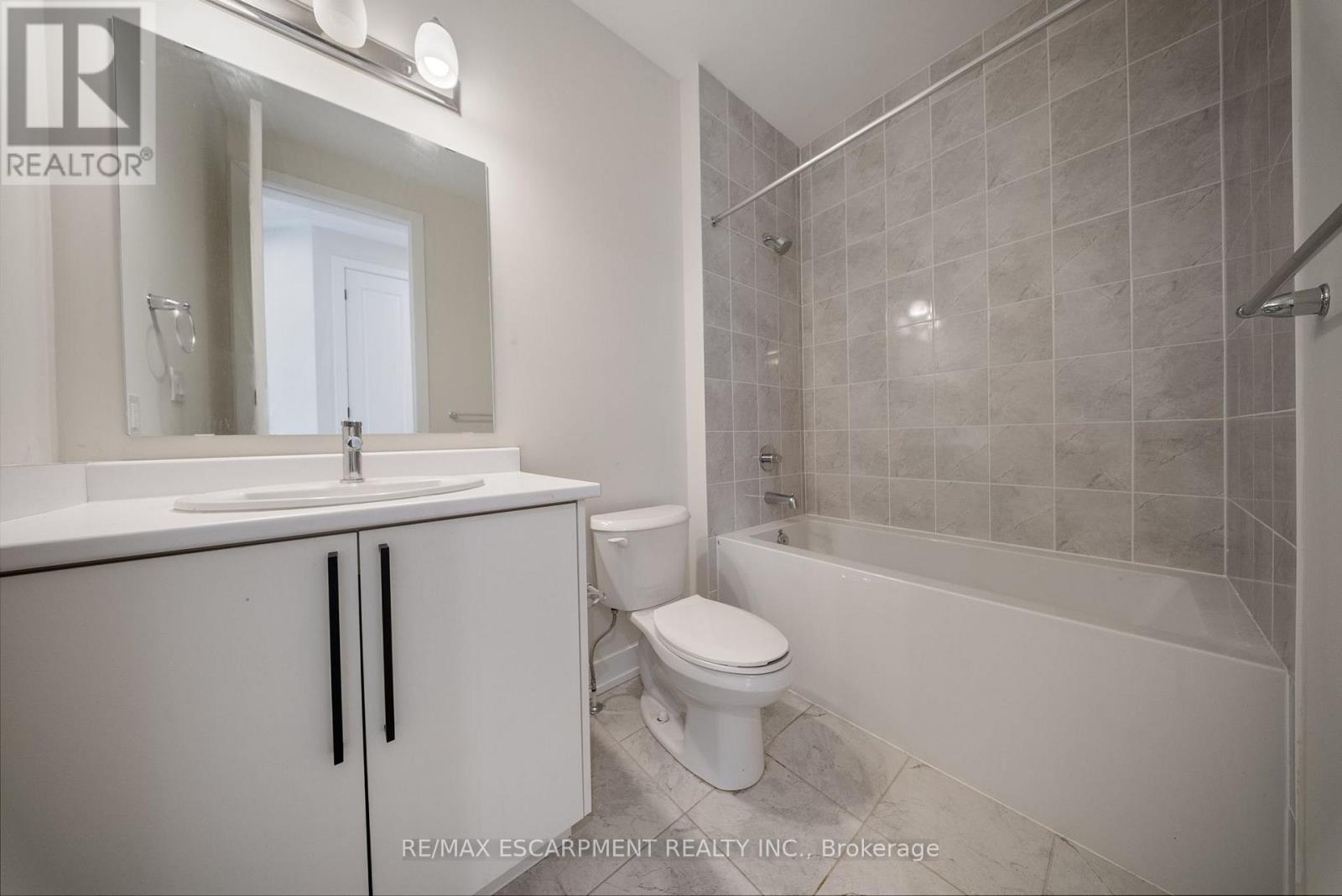 1299 Anthonia Trail, Oakville, Ontario  L6H 7X7 - Photo 41 - W12726398