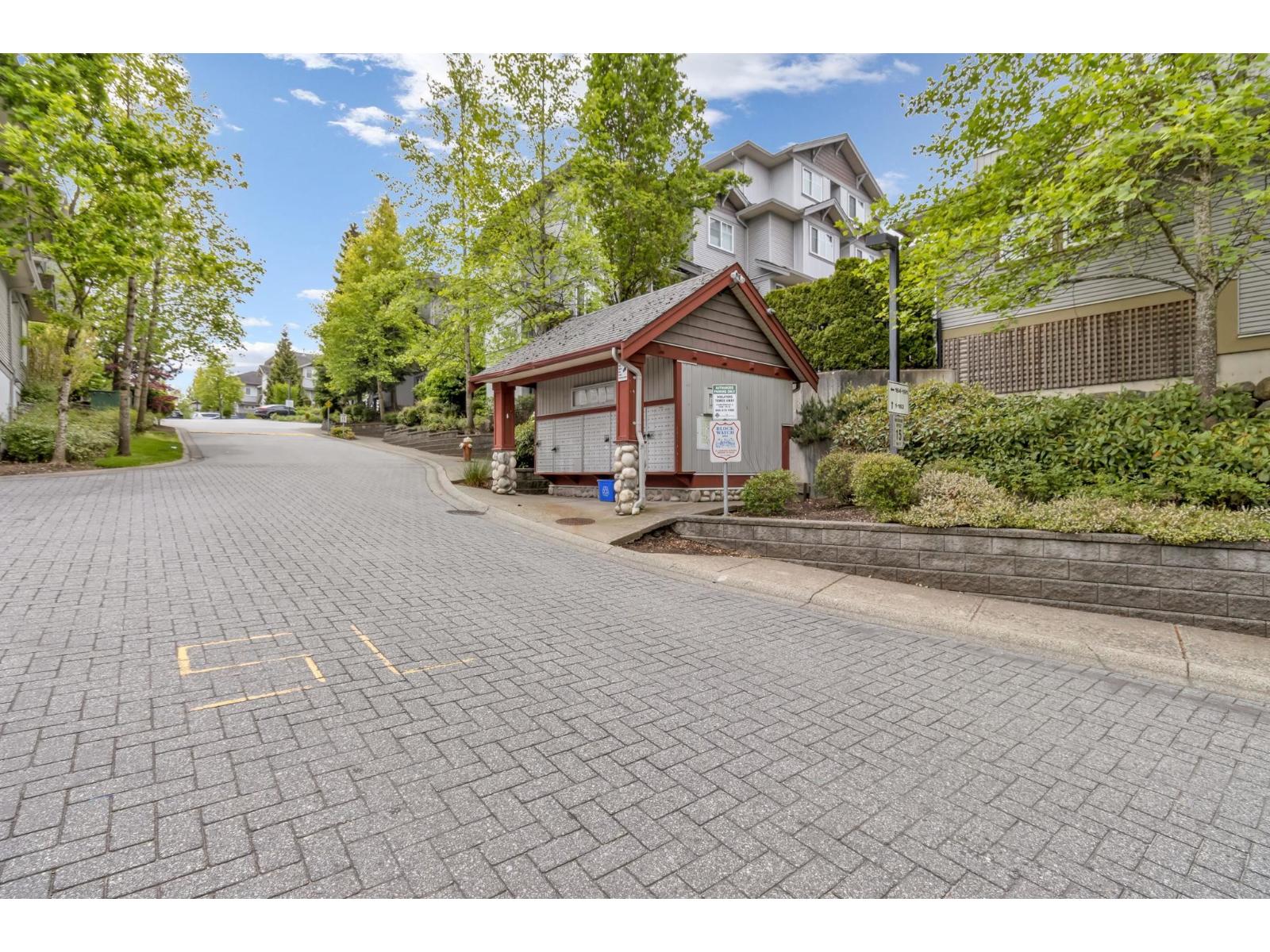 108 12040 68 Avenue, Surrey, British Columbia  V3W 1P5 - Photo 2 - R3080560