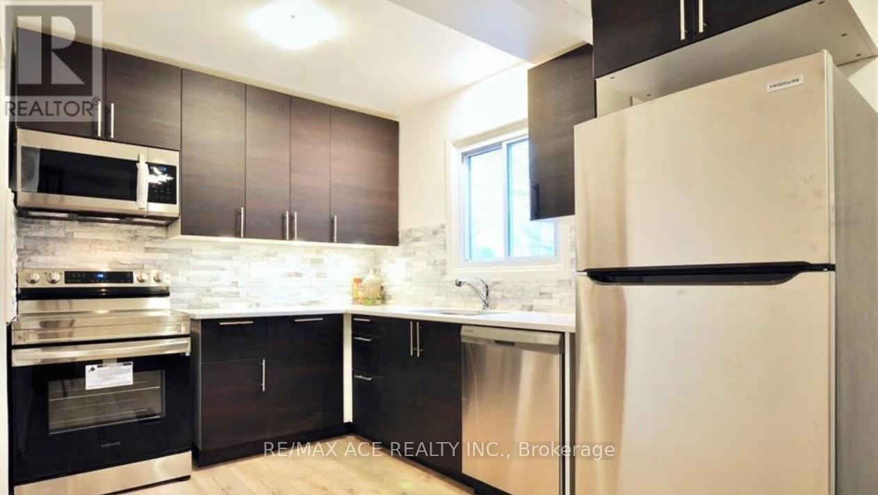 99 Toulon Crescent, London East, Ontario  N5V 1J4 - Photo 5 - X12726388