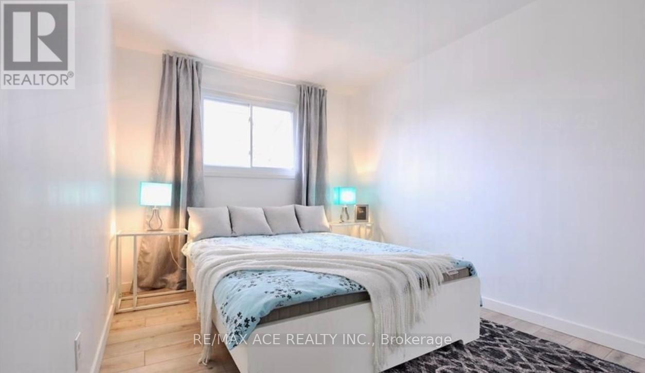 99 Toulon Crescent, London East, Ontario  N5V 1J4 - Photo 8 - X12726388