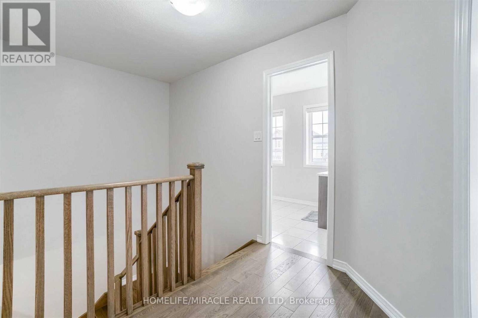 123 Longboat Run W, Brantford, Ontario  N3T 0R8 - Photo 18 - X12726390