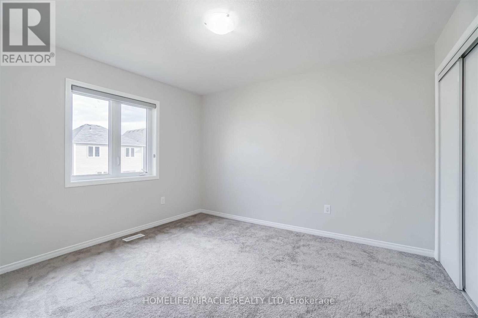 123 Longboat Run W, Brantford, Ontario  N3T 0R8 - Photo 23 - X12726390