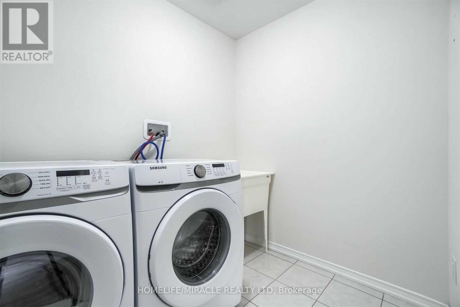 123 Longboat Run W, Brantford, Ontario  N3T 0R8 - Photo 29 - X12726390