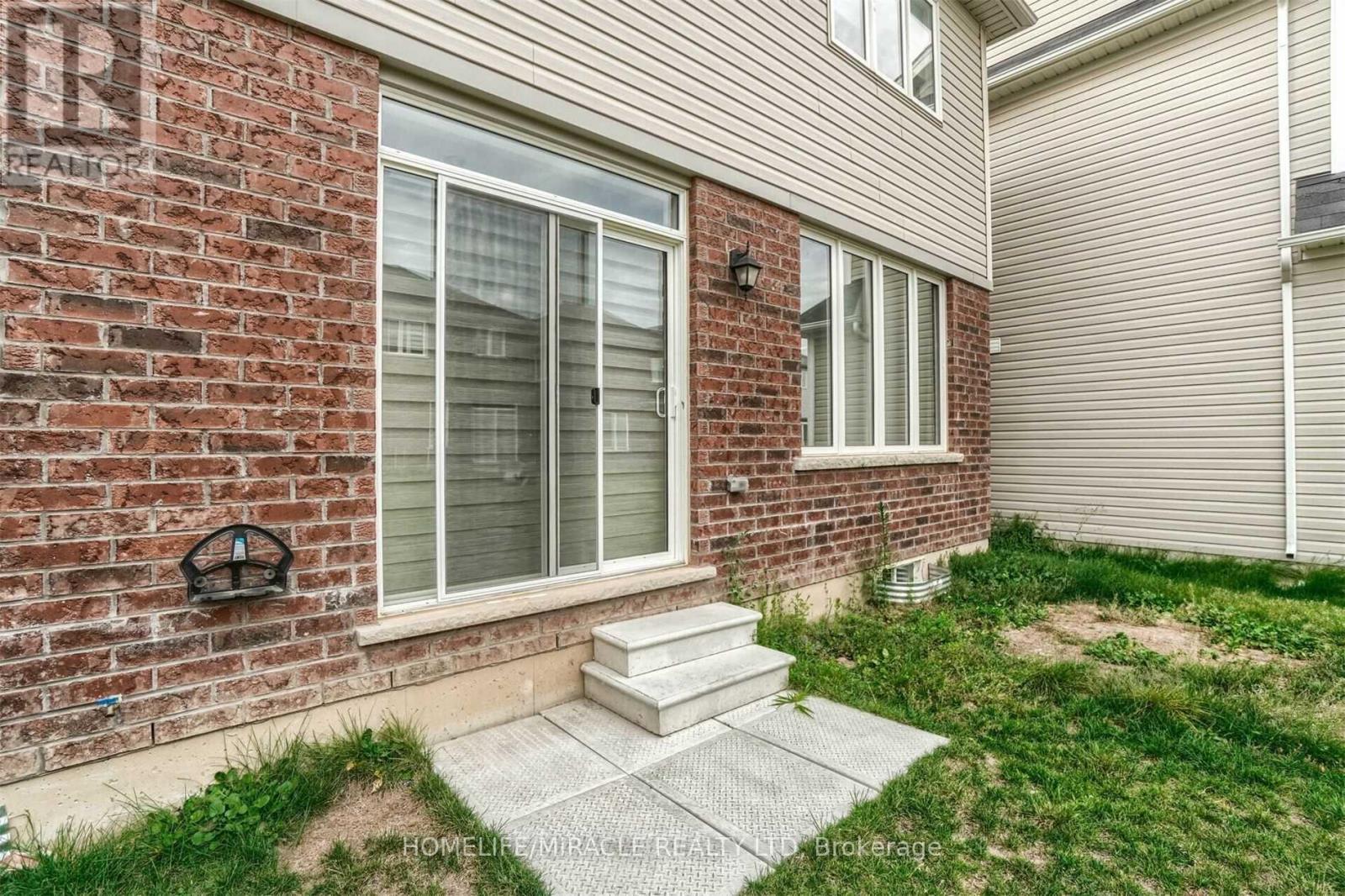 123 Longboat Run W, Brantford, Ontario  N3T 0R8 - Photo 31 - X12726390