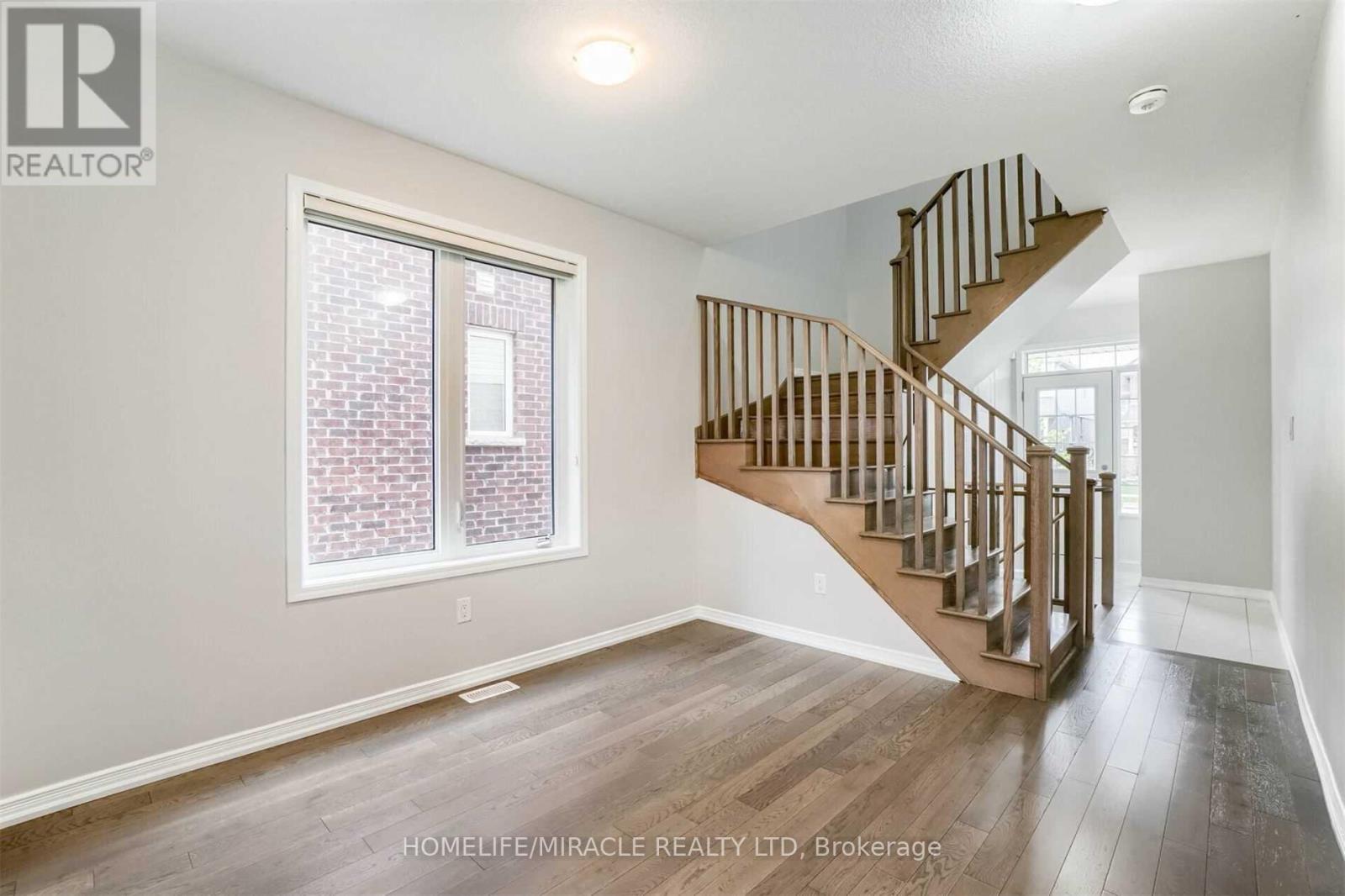 123 Longboat Run W, Brantford, Ontario  N3T 0R8 - Photo 6 - X12726390