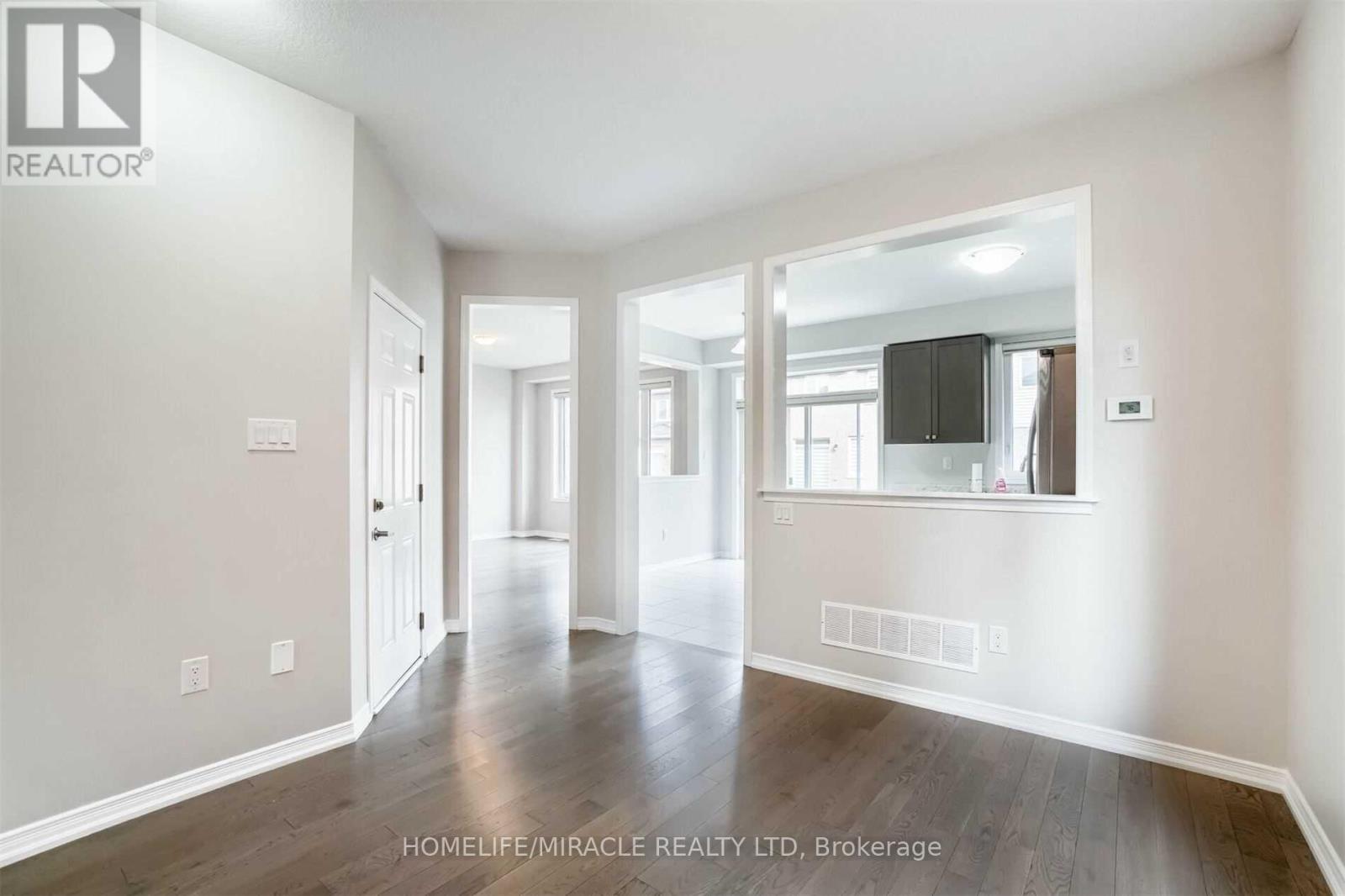 123 Longboat Run W, Brantford, Ontario  N3T 0R8 - Photo 8 - X12726390