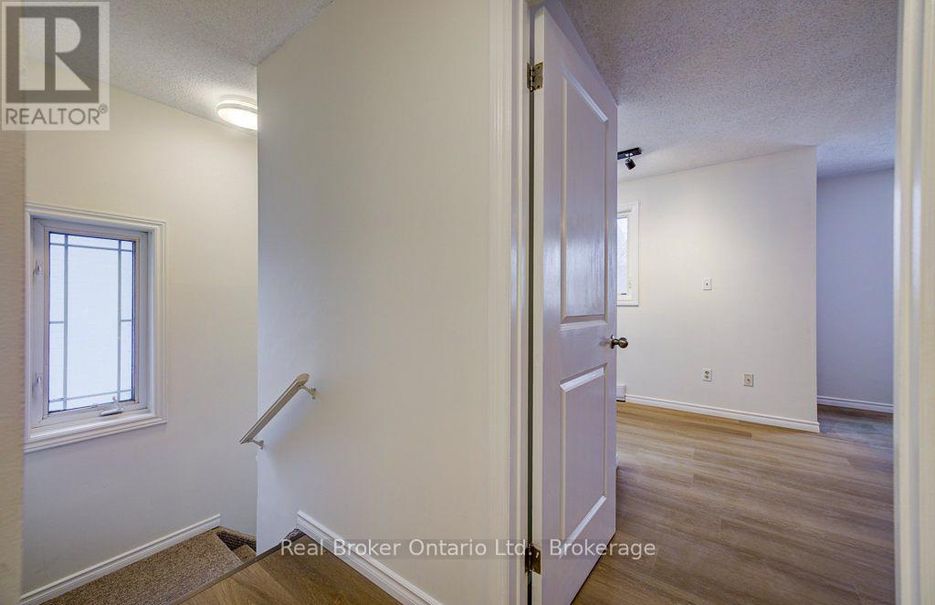 6 Emily Street, Brant, Ontario  N3L 1N5 - Photo 17 - X12726442