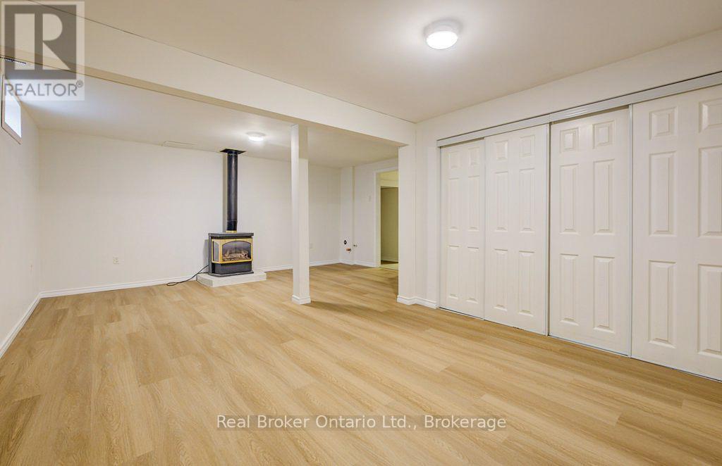 6 Emily Street, Brant, Ontario  N3L 1N5 - Photo 31 - X12726442