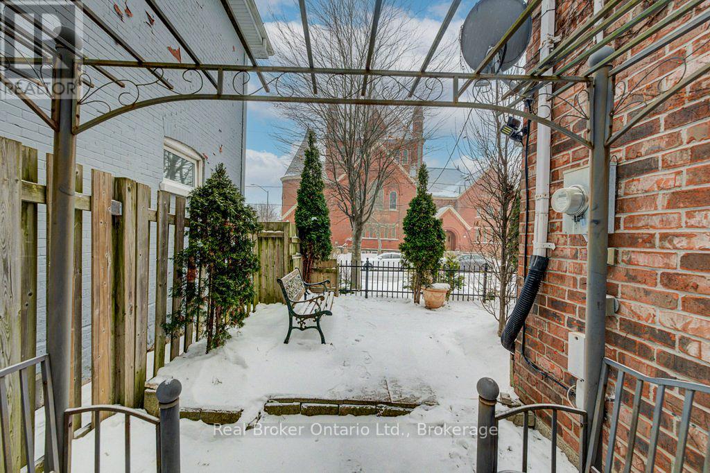 6 Emily Street, Brant, Ontario  N3L 1N5 - Photo 39 - X12726442