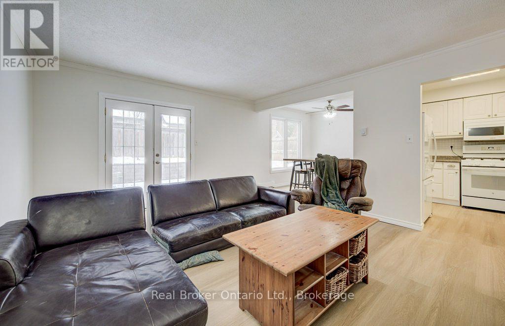 6 Emily Street, Brant, Ontario  N3L 1N5 - Photo 7 - X12726442