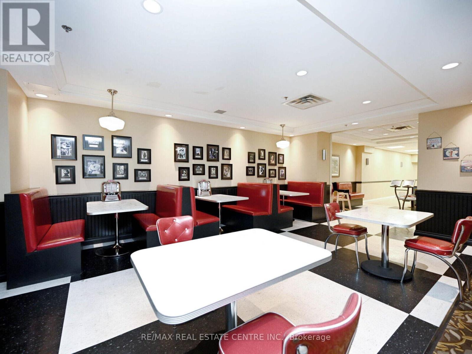 309 - 810 Scollard Court, Mississauga, Ontario  L5V 0A4 - Photo 44 - W12535412