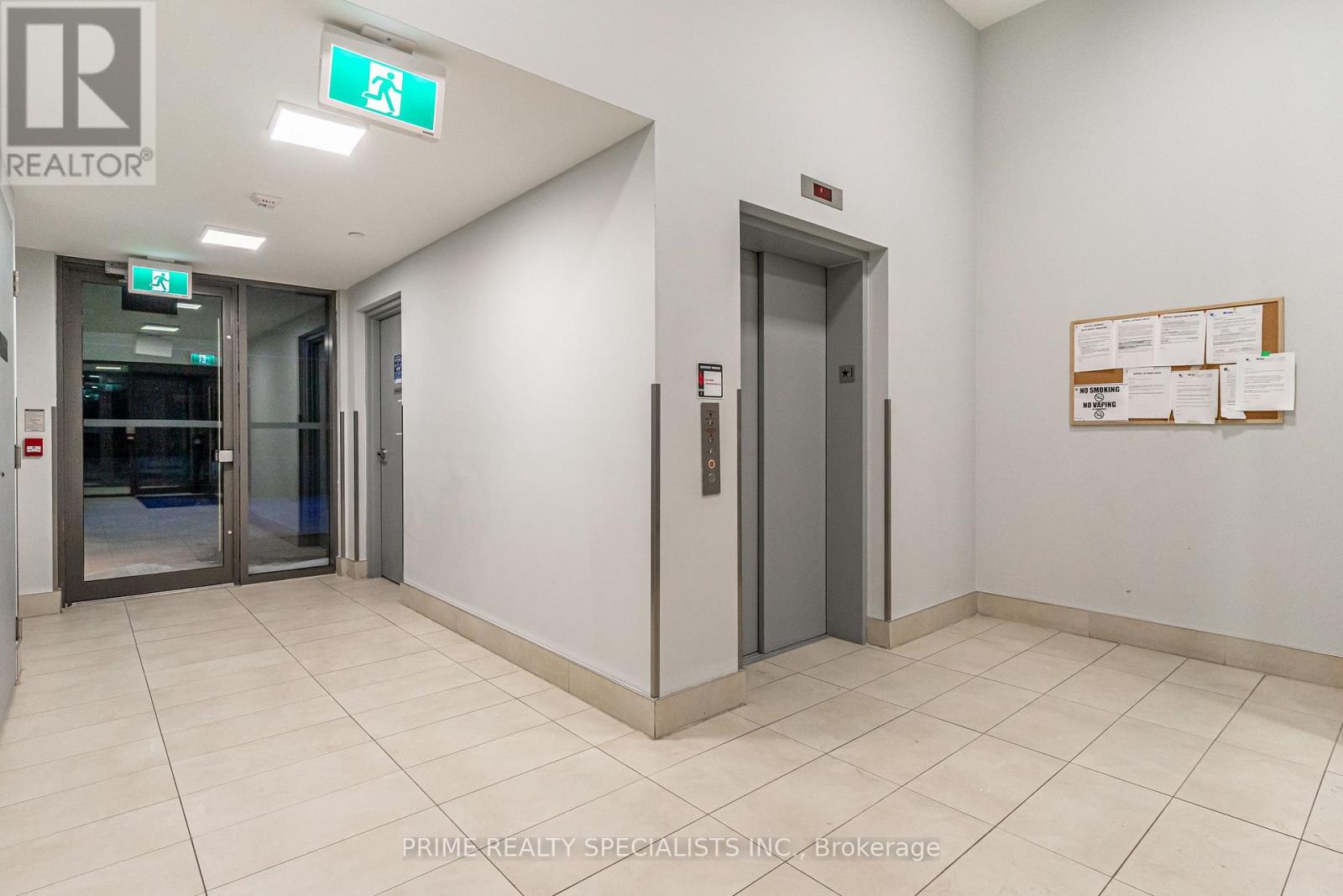 342 - 75 Attmar Drive, Brampton, Ontario  L6P 0Y6 - Photo 7 - W12726420