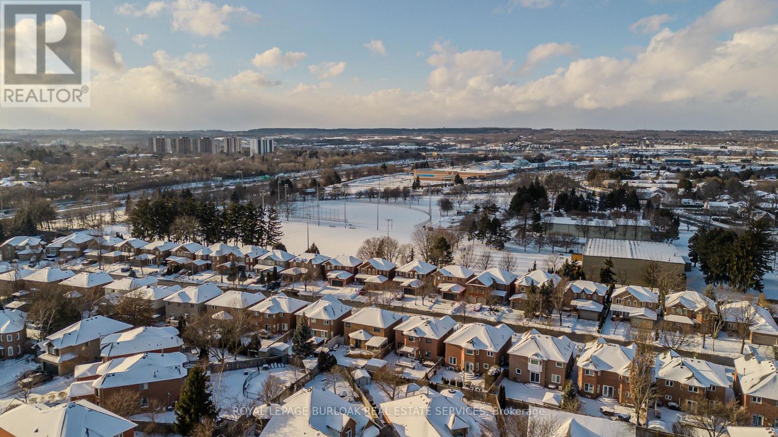 1146 Augustus Drive, Burlington, Ontario  L7S 2K6 - Photo 5 - W12726432