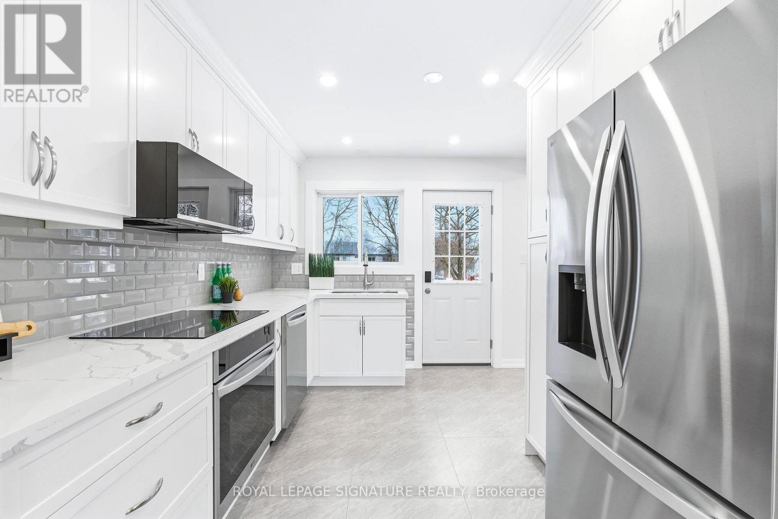 1271 Canford Crescent, Mississauga, Ontario  L5J 3M9 - Photo 22 - W12726446