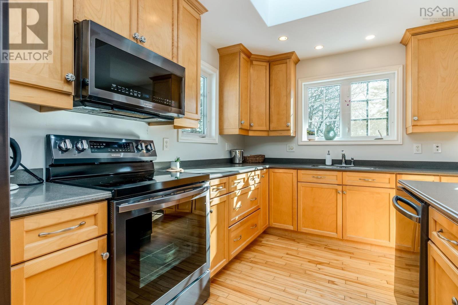 6 Ohara Drive, Halifax, Nova Scotia  B3M 2E6 - Photo 14 - 202601367