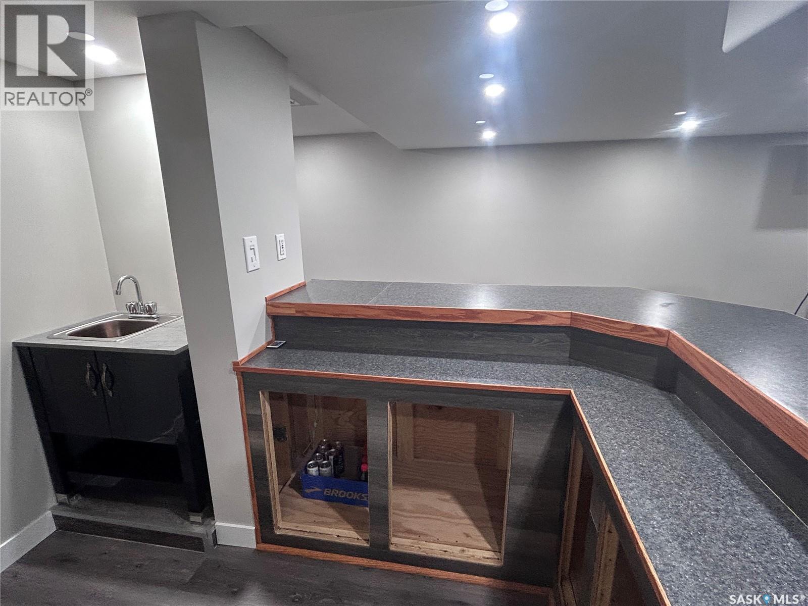 709 Jubilee Place, Estevan, Saskatchewan  S4A 0A1 - Photo 36 - SK027121