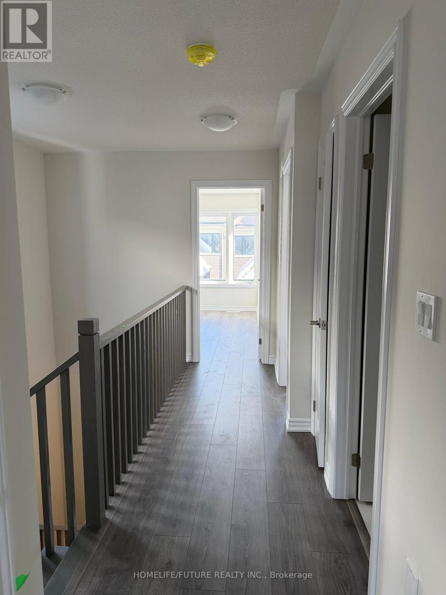 69 Watts Mews, Kawartha Lakes, Ontario  K9V 5V4 - Photo 10 - X12726418