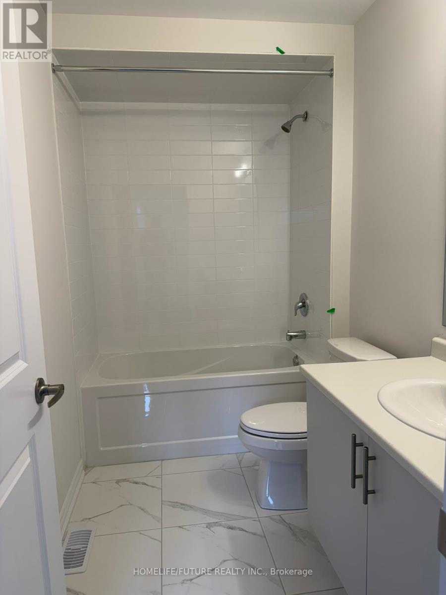 69 Watts Mews, Kawartha Lakes, Ontario  K9V 5V4 - Photo 11 - X12726418