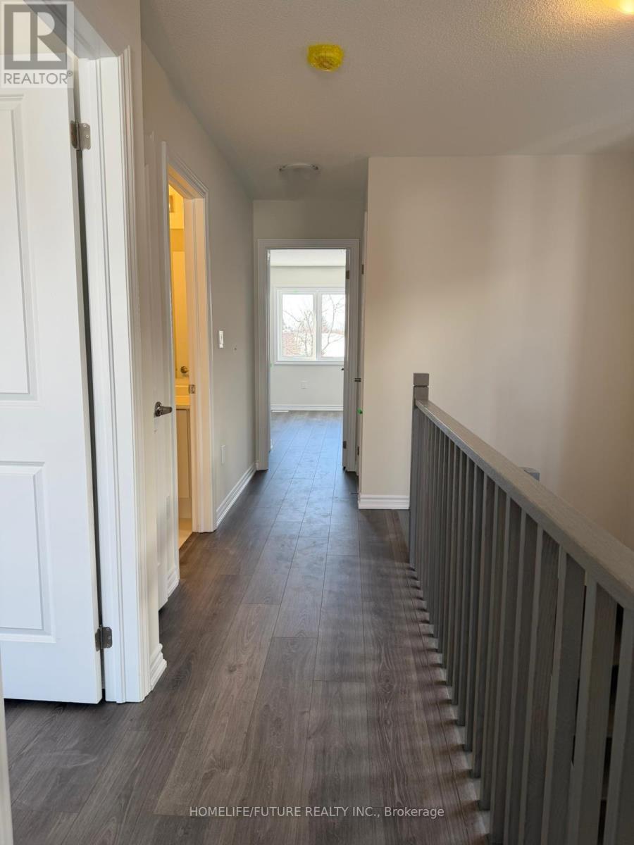 69 Watts Mews, Kawartha Lakes, Ontario  K9V 5V4 - Photo 9 - X12726418