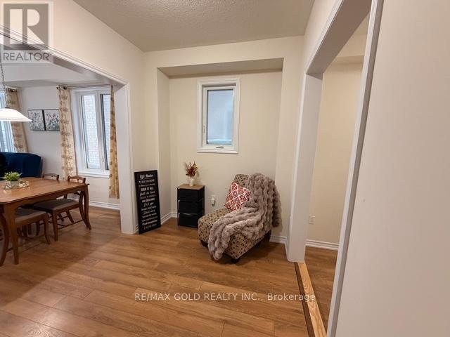 86 Molozzi Street, Erin, Ontario  N0B 1T0 - Photo 8 - X12726430