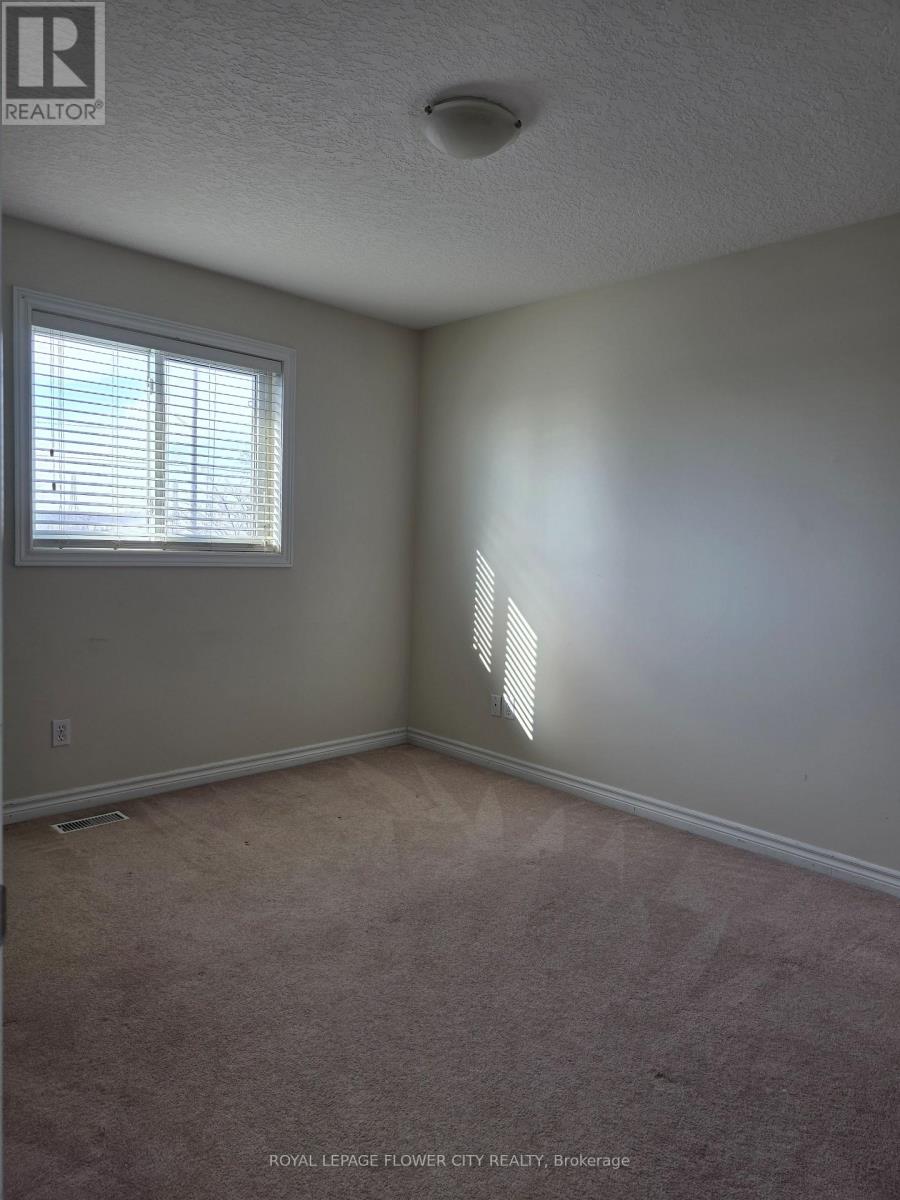 187 Huck Crescent W, Kitchener, Ontario  N2N 3P7 - Photo 11 - X12491664