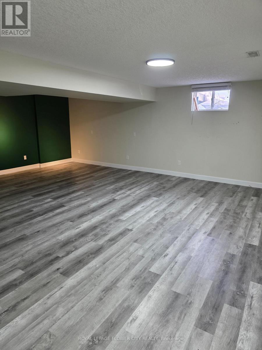 187 Huck Crescent W, Kitchener, Ontario  N2N 3P7 - Photo 24 - X12491664