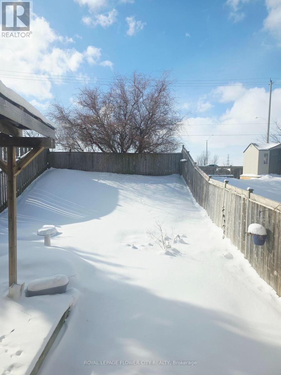 187 Huck Crescent W, Kitchener, Ontario  N2N 3P7 - Photo 34 - X12491664