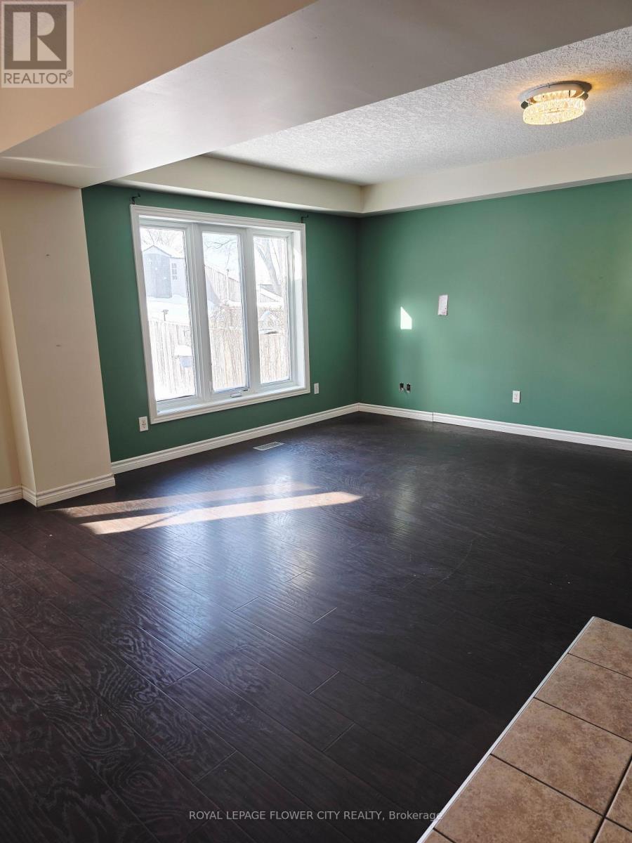 187 Huck Crescent W, Kitchener, Ontario  N2N 3P7 - Photo 38 - X12491664