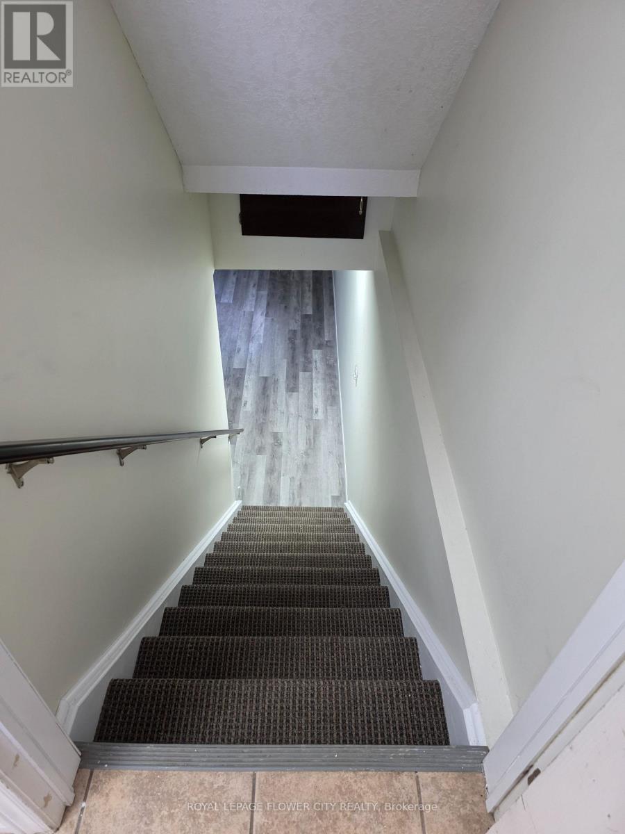 187 Huck Crescent W, Kitchener, Ontario  N2N 3P7 - Photo 45 - X12491664