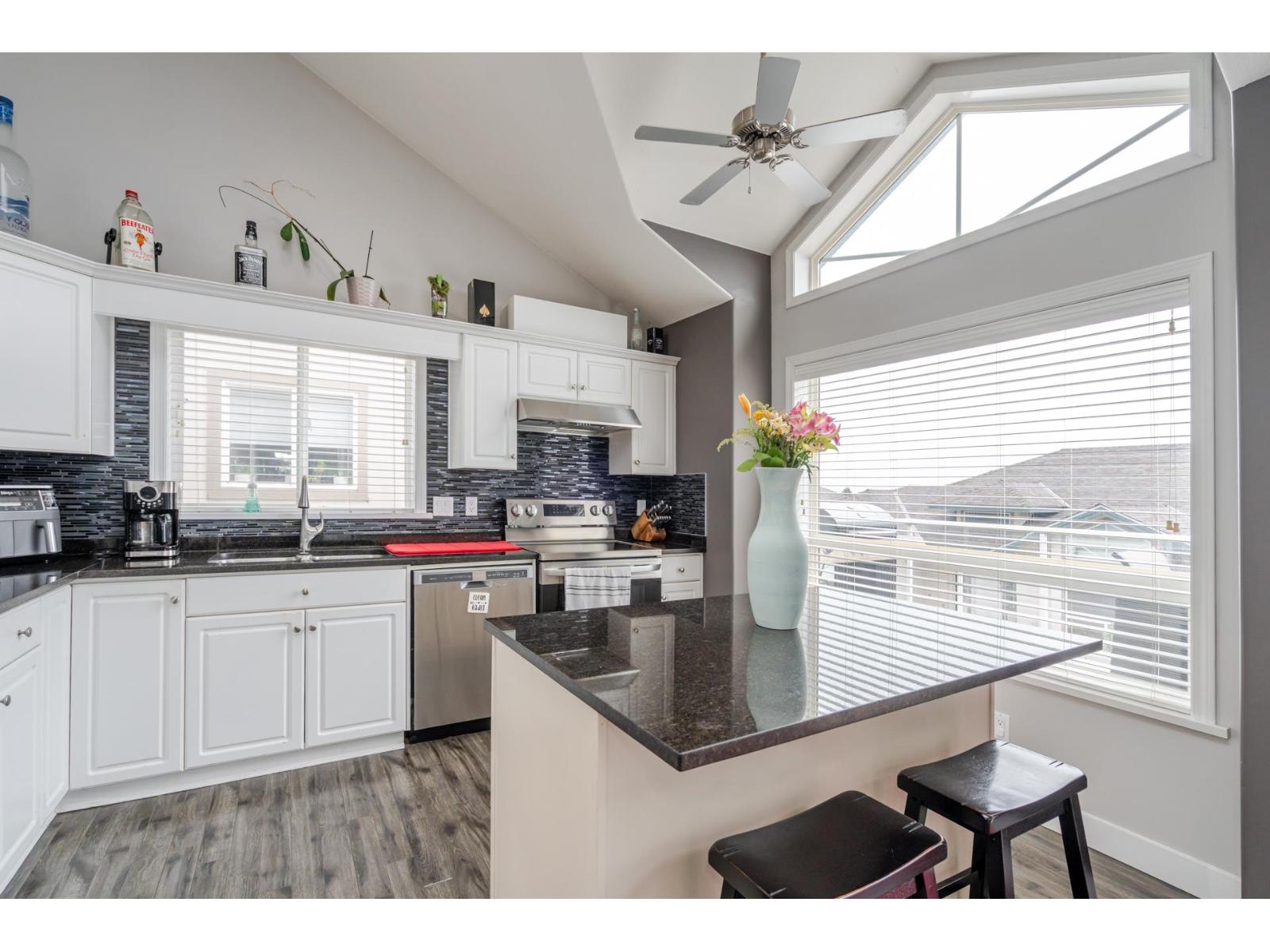 24 8590 Sunrise Drive, Chilliwack Mountain, Chilliwack, British Columbia  V2R 3Z4 - Photo 11 - R3046671