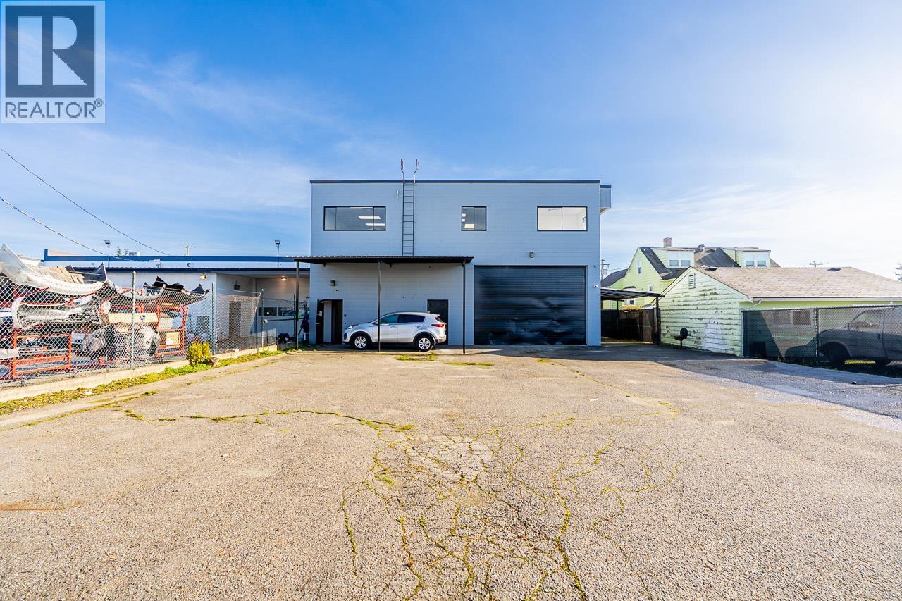 7123 Curragh Avenue, Burnaby, British Columbia  V5J 4V6 - Photo 4 - C8075489