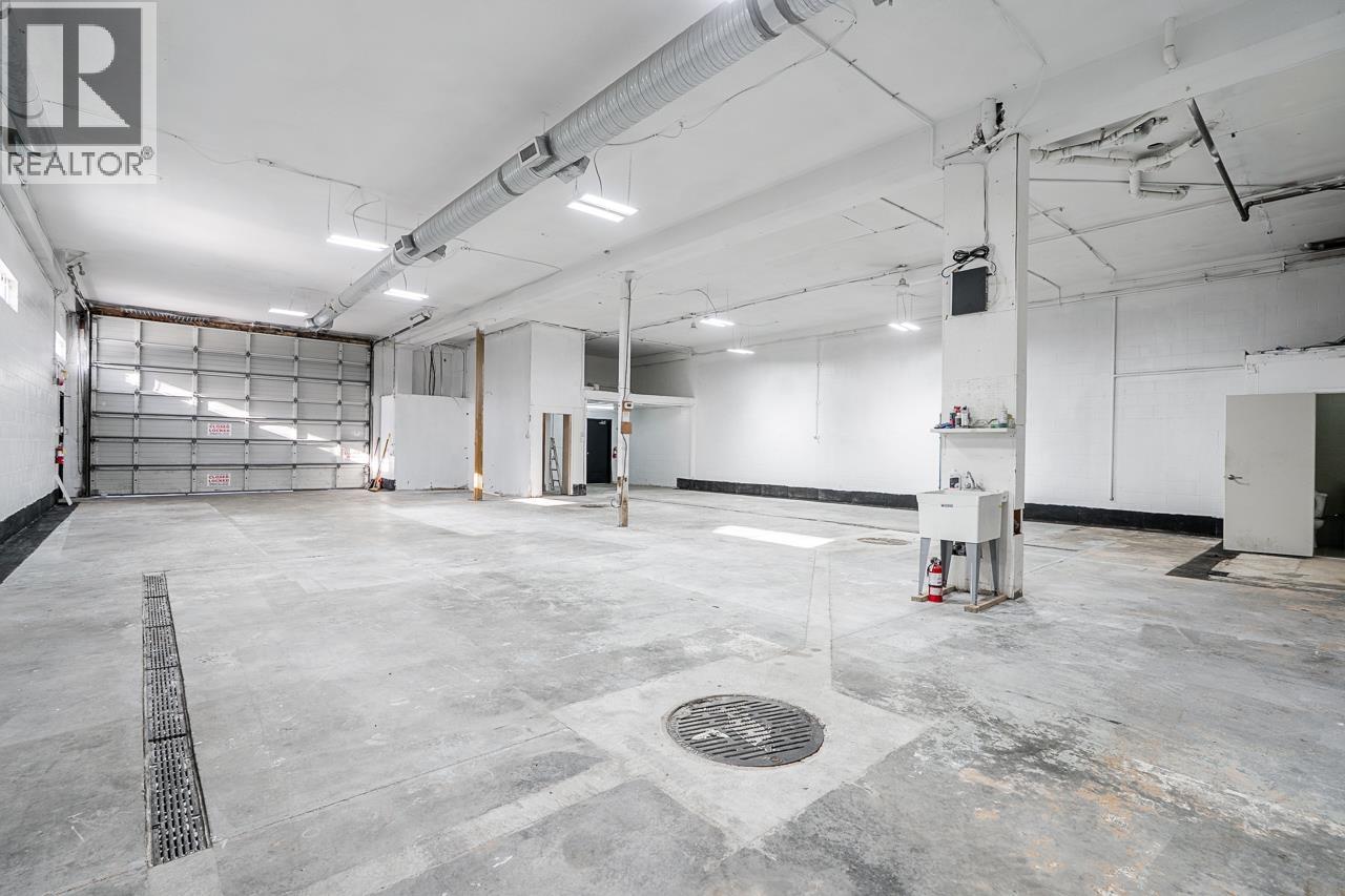 7123 Curragh Avenue, Burnaby, British Columbia  V5J 4V6 - Photo 9 - C8075487