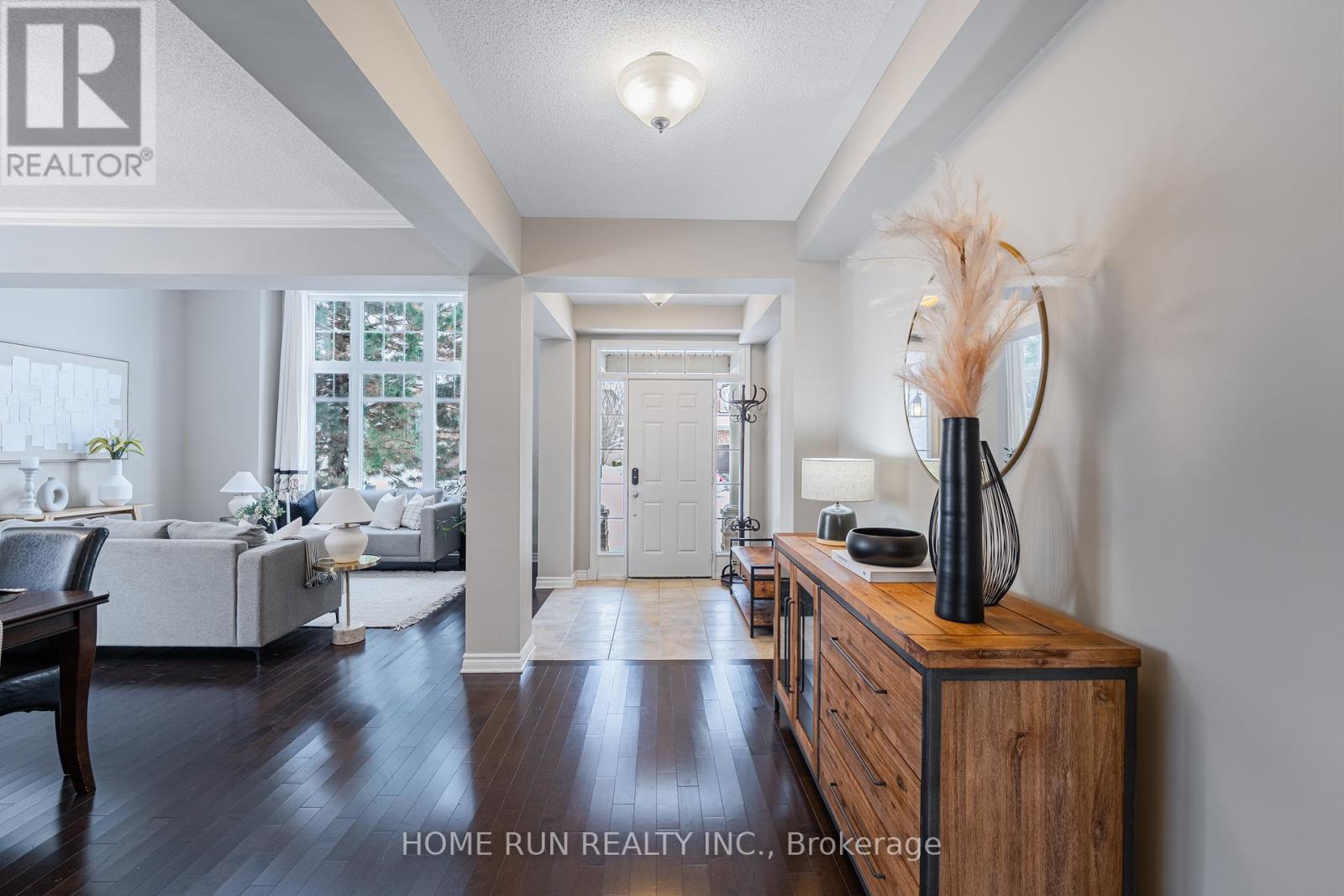 107 Panisset Avenue, Ottawa, Ontario  K2T 0E2 - Photo 4 - X12726460