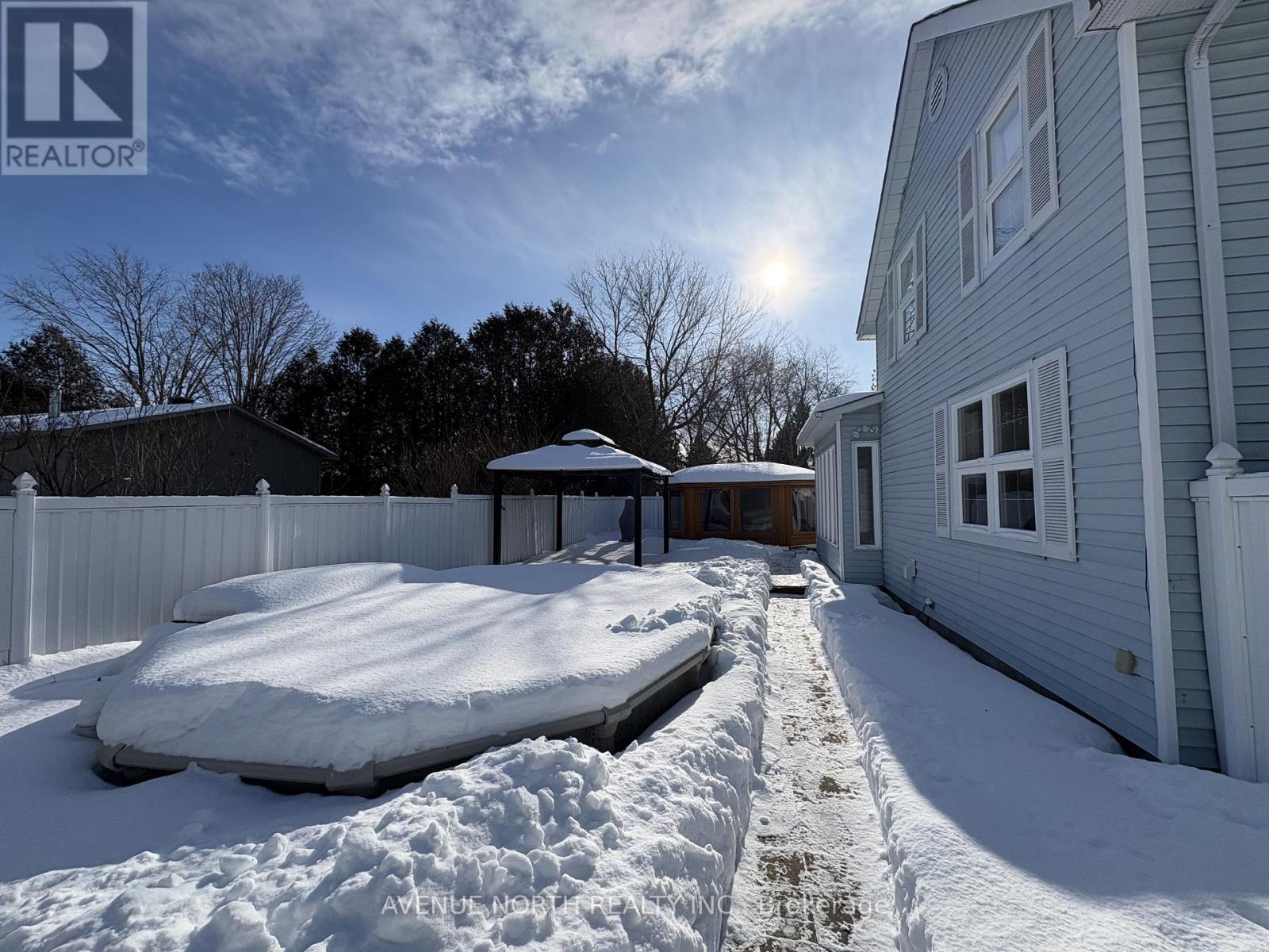 21 Pilon Street, Russell, Ontario  K0A 1W0 - Photo 30 - X12726480