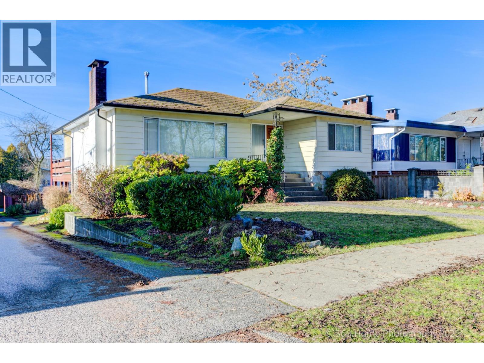 6287 BATTISON STREET, Vancouver, British Columbia