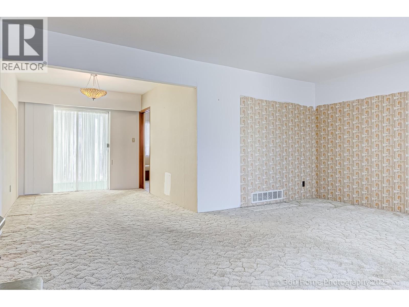 6287 Battison Street, Vancouver, British Columbia  V5S 3M7 - Photo 9 - R3082791