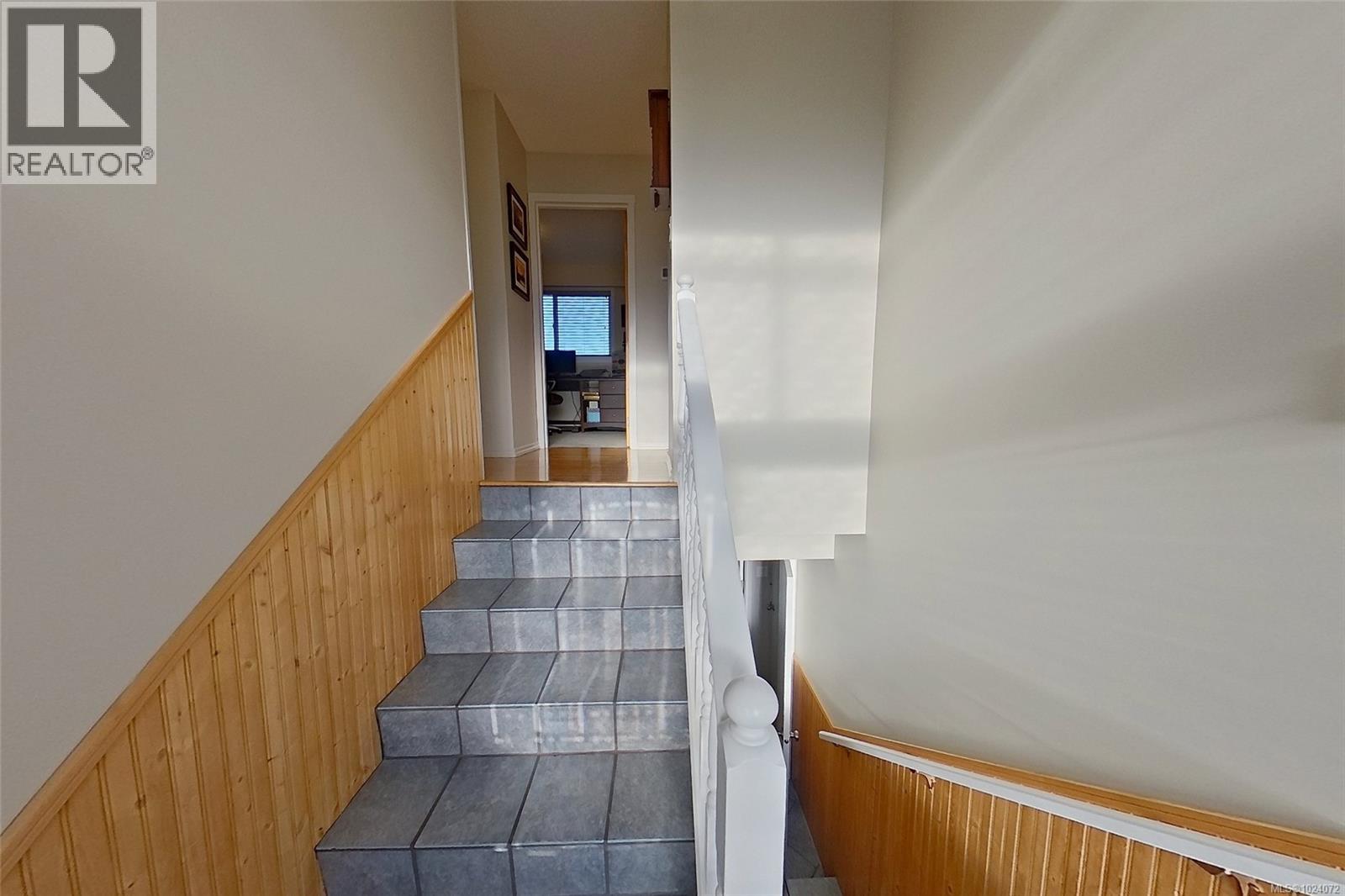 2524 Woodland Dr, Port Mcneill, British Columbia  V0N 2R0 - Photo 7 - 1024072