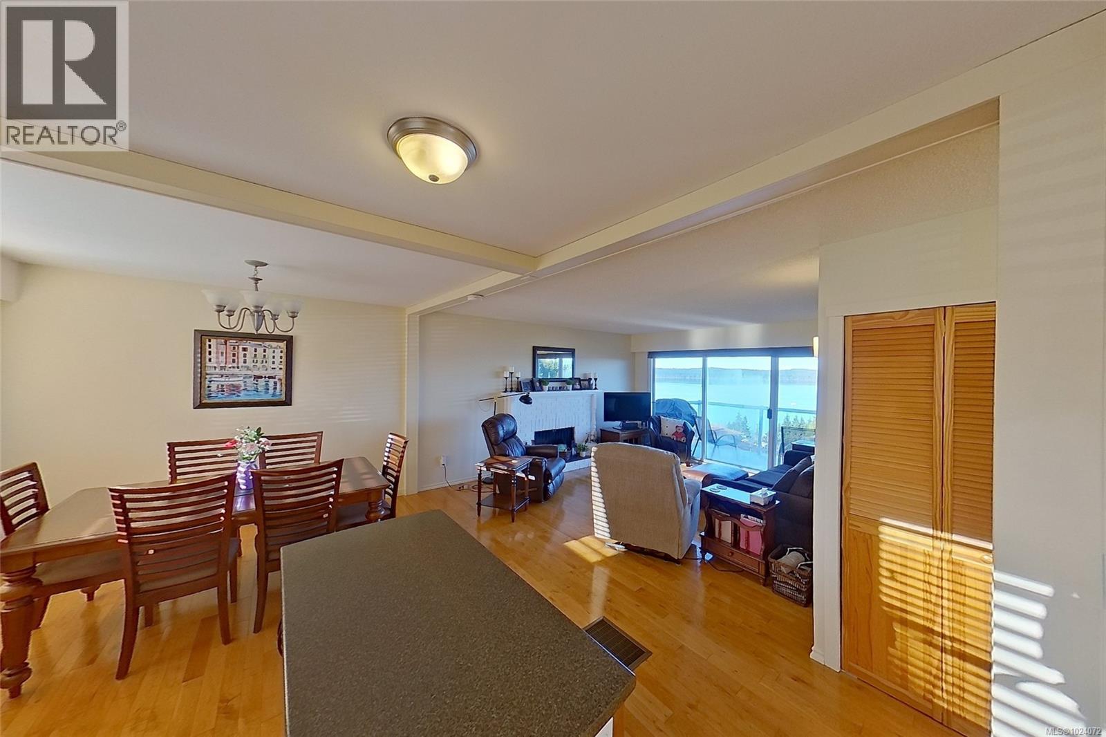 2524 Woodland Dr, Port Mcneill, British Columbia  V0N 2R0 - Photo 10 - 1024072