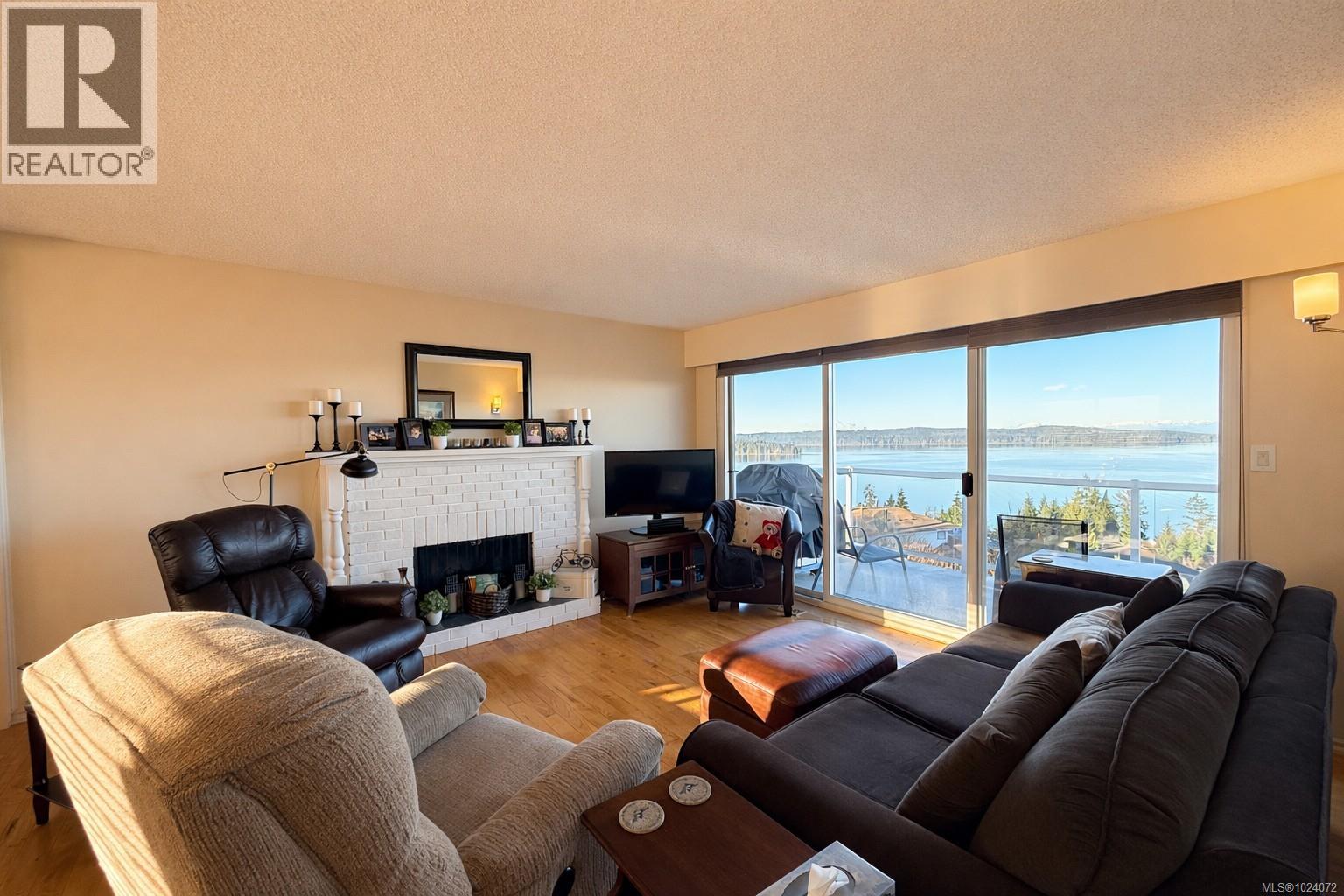 2524 Woodland Dr, Port Mcneill, British Columbia  V0N 2R0 - Photo 12 - 1024072