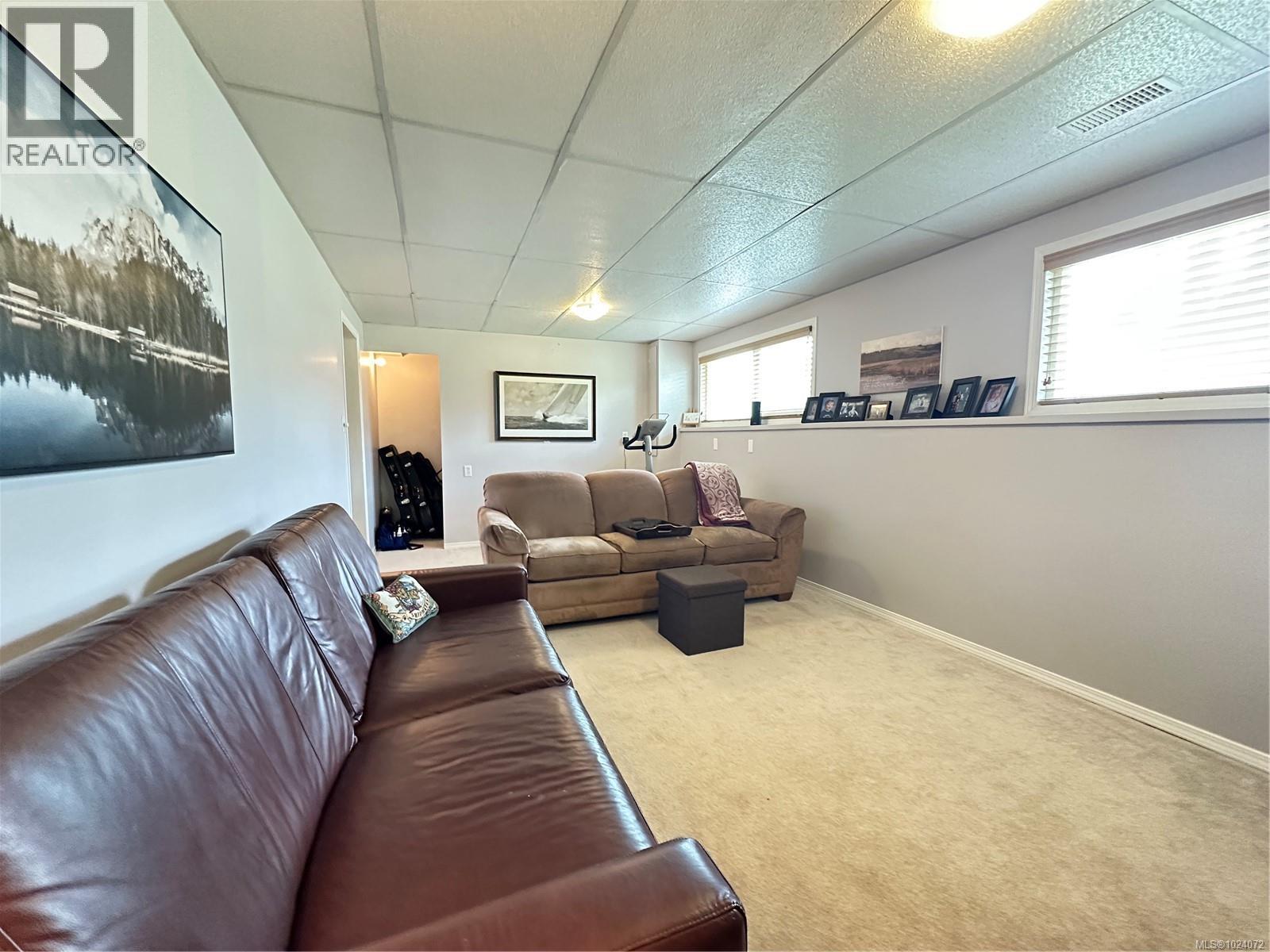 2524 Woodland Dr, Port Mcneill, British Columbia  V0N 2R0 - Photo 22 - 1024072