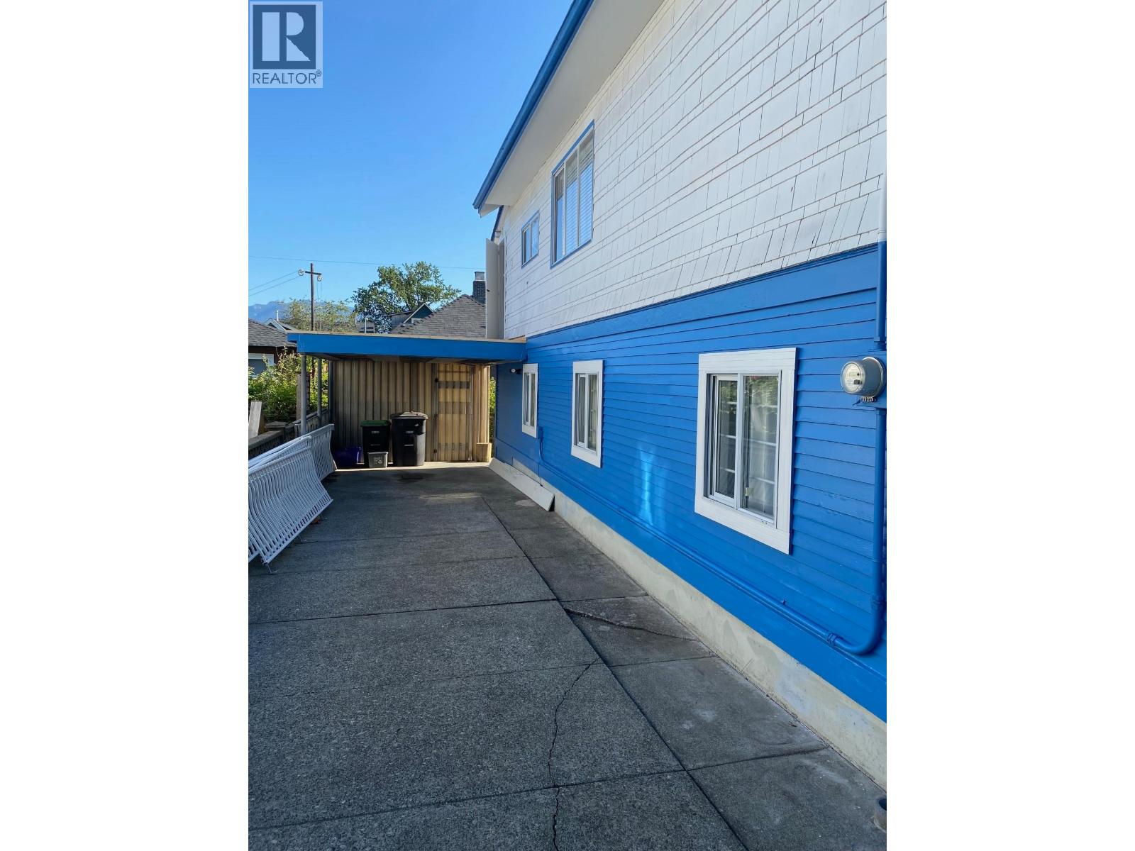 2149 Turner Street, Vancouver, British Columbia  V5L 2A4 - Photo 2 - R3082686