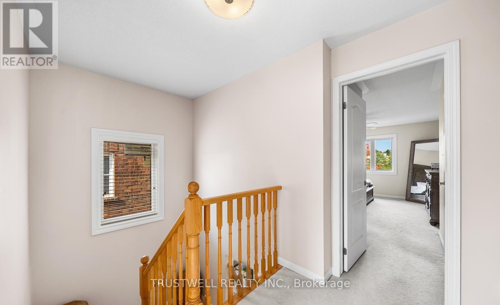 255 Chilcott Crescent, Newmarket, Ontario  L3X 3G7 - Photo 27 - N12726468