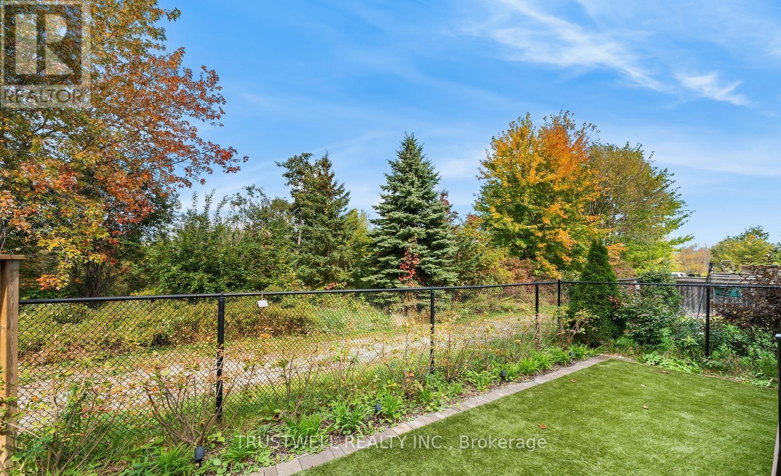 255 Chilcott Crescent, Newmarket, Ontario  L3X 3G7 - Photo 37 - N12726468